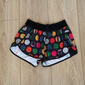 Lululemon Seawheeze Tracker Shorts Women's Size 8 Black Run Festival Active